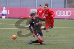 A - Junioren Bundesliga Süd/Südwest -  Saison 2021/2022 - FC Ingolstadt 04 - Eintracht Frankfurt - Riedl Fabio (#18 FCI) wird durch Gebuhr Dario schwarz gefoult - Foto: Meyer Jürgen