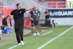 3. Liga; FC Ingolstadt 04 - SV Wehen Wiesbaden; Cheftrainerin Sabrina Wittmann (FCI) schreit ins Feld