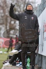 2. Frauen-Bundesliga - Saison 2021/2022 - FC Ingolstadt 04 - FC Bayern München II - Thorsten Splieth Co-Trainer (FCI) ärgert sich nach dem 1:2 Führungstreffer durch München - Foto: Meyer Jürgen