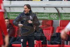 2.BL; Fortuna Düsseldorf - FC Ingolstadt 04; schreit Cheftrainer Rüdiger Rehm (FCI) an der Seitenlinie, Spielerbank