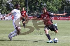 3. Liga; Testspiel; FC Ingolstadt 04 - FC Heidenheim; Traoré Omar Haktab (FCH) Arian Llugiqi (25, FCI) Schuß