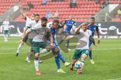 2.BL; FC Ingolstadt 04 - Werder Bremen, Schuß Chance für Christian Gebauer (22, FCI) Mai Lars Lukas (26 Bremen) und Jung Anthony (3 Bremen) stören, hinten Nassim Boujellab (8, FCI)