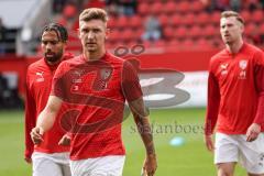 3. Liga; FC Ingolstadt 04 - SpVgg Unterhaching; Julian Kügel (31, FCI) vor dem Spiel