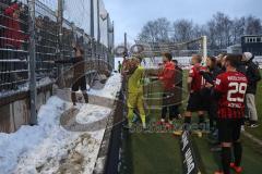 3.Liga - Saison 2022/2023 - SV 07 Elversberg - FC Ingolstadt 04 -Die Spieler bedanken sich bei den Fans -  Maximilian  Dittgen (Nr.10 - FCI) Foto: Meyer Jürgen