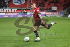 3. Liga; FC Ingolstadt 04 - Erzgebirge Aue; Calvin Brackelmann (17, FCI)