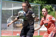 2. Frauen-Bundesliga - Saison 2021/2022 - FC Ingolstadt 04 - TSG 1899 Hoffenheim - Reischmann Stefanie (#21 FCI) - Hofmann Linette roda Hoffenheim - Foto: Meyer Jürgen