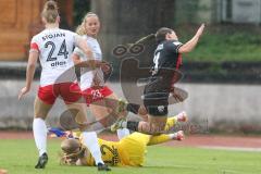 2. Bundesliga Frauen - Saison 2024/25 - FC Ingolstadt 04 Frauen - FSV Gütersloh - Pija Reininger (Nr.21 - FCI Frauen) - Krumme Janne Sophie Torwart Gütersloh - Foto: Meyer Jürgen