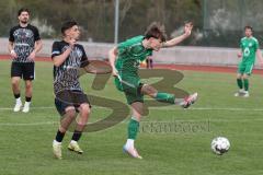 Bezirksliga - Saison 2024/25- FC Fatih - VFB Eichstätt II  - Constantin Zielke grün Eichstätt - Aaron Toski schwarz Fatih - Foto: Meyer Jürgen