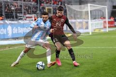 3. Liga; TSV 1860 München - FC Ingolstadt 04; Zweikampf Kampf um den Ball Felix Keidel (43, FCI) Vrenezi Albion (10 TSV)