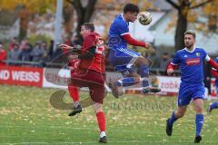 Kreisliga - Saison 2025/26- TSV Kösching - SV Zuchering - David Ostermeier blau Kösching - Marcel Preuß rot Zuchering - Foto: Meyer Jürgen