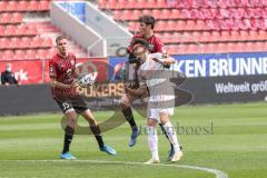 3. Liga - FC Bayern 2 - FC Ingolstadt 04 - Merlin Röhl (34, FCI) Filip Bilbija (35, FCI) und Kühn Nicolas (11 FCB)