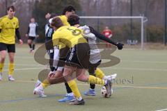 Freundschaftsspiel - Saison 2025/26 - TSV Ober./Unterhaunstadt -  TSV Neustadt  - Marco Ferstl gelb Neustadt - Alem Husejnovic grau Oberh.stadt - Foto: Meyer Jürgen