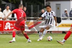 Toto-Pokal - VfB Forstinning - FC Ingolstadt 04; Zweikampf Kampf um den Ball Jongmin Seo (7, FCI)