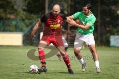 Kreisliga- Saison Saison 2026/27 -  Faruk Ereta grün Fatih - Mathias Habricht rot Kasing - Foto: Meyer Jürgen