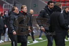 2.BL; FC Ingolstadt 04 - SG Dynamo Dresden; Sieg Jubel Freude nach dem Spiel 3:0, Cheftrainer Rüdiger Rehm (FCI) Torwart Robert Jendrusch (1, FCI) Sportmanager Malte Metzelder (FCI)