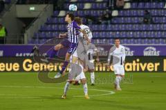 2. Fußball-Liga - Saison 2021/2022 - FC Erzgebirge Aue - Ingolstadt 04 - Denis Linsmayer (#23 FCI) - Fandrich Clemens lila Aue #5 - Foto: Meyer Jürgen