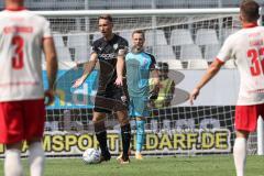 3. Liga; Rot-Weiss Essen - FC Ingolstadt 04; Tobias Schröck (21, FCI) Torwart Marius Funk (1, FCI)