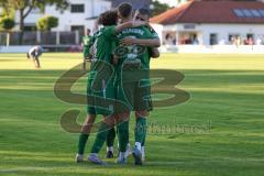 Totopokal- Saison 2023/2024 - SV Manching  - VFB Eichstätt - Der 1:0 Führungstreffer durch Fabian Neumayer (Nr.9 - SV Manching) - jubel - Selim Akdeniz (Nr.14 - SV Manching) - Foto: Meyer Jürgen