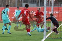 A-Junioren Bundesliga  - Saison 2023/24 - A-Junioren - FC Ingolstadt 04 - TSV 1860 München - Luca Lechner (Nr.5 - FC Ingolstadt 04 A-Jugend)Faßmann Lasse blau München - Avdija Erion Torwart München - XXXXX - Foto: Meyer Jürgen