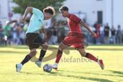 Toto-Pokal; FSV Harthof München - FC Ingolstadt 04; Zweikampf Kampf um den Ball Yann Sturm (7, FCI)