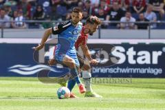 2.BL; Hannover 96 - FC Ingolstadt 04; Visar Musliu (16, FCI) Hendrik Weydandt (9 Hannover) Zweikampf Kampf um den Ball