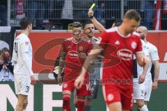 2.BL; Fortuna Düsseldorf - FC Ingolstadt 04; gelbe Karte Torwart Dejan Stojanovic (39 FCI) Daniel Ginczek (10 DUS)
