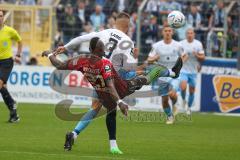 3.Liga - Saison 2022/2023 - TSV 1860 München - FC Ingolstadt 04 - Moussa Doumbouya (Nr.27 - FCI) - Niklas Lang (Nr.3 - 1860 München) - Foto: Meyer Jürgen