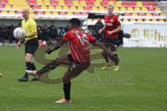 3.Liga - Saison 2022/2023 - SV 07 Elversberg - FC Ingolstadt 04 - Hans Nunoo Sarpei (Nr.14 - FCI) - Foto: Meyer Jürgen