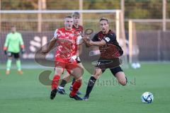 Testspiel; FC Ingolstadt 04 - FSV Zwickau; Zweikampf Kampf um den Ball Tobias Schröck (21, FCI)