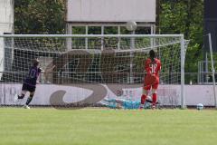 2. Bundesliga Frauen - Saison 2023/24 - FC Ingolstadt 04 Frauen - FC Bayern München II - Torwart Anna-Lena Daum (Nr.22 - FCI) hält einen Elfmeter von Kappes Jana schwarz München- XXXXX - Foto: Meyer Jürgen