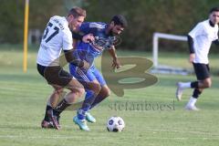 2023_10_28 - Kreisklasse - Saison 2023/24 - FC GW Ingolstadt - FC Arnsberg - Alexander Uselmann weiss GW Ing - Mohamed Mandar blau Arnsberg - XXXXX - Foto: Meyer Jürgen