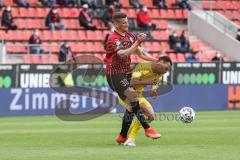 Relegation 1 - FC Ingolstadt 04 - VfL Osnabrück - Stefan Kutschke (30, FCI) Zusammenstoß