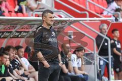 3. Liga; FC Ingolstadt 04 - SV Elversberg; Cheftrainer Michael Köllner (FCI) an der Seitenlinie, Spielerbank