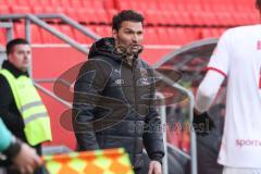 3. Liga; FC Ingolstadt 04 - Rot-Weiss Essen; an der Seitenlinie, Spielerbank Cheftrainer Guerino Capretti (FCI)