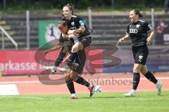 2. Bundesliga Frauen - Saison 2023/24 - FC Ingolstadt 04 Frauen - Turbine Potsdam - Der 1:0 Führungstreffer durch Samantha Stiglmaier (Nr.27 - FCI) - jubel - tor -  Melike Pekel (Nr.38 - FCI) - Katharina Böhm (Nr.25 - FCI) - Foto: Meyer Jürgen