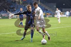 3. Liga; SV Waldhof Mannheim - FC Ingolstadt 04; Zweikampf Kampf um den Ball Arian Llugiqi (25, FCI) Winkler Marten (22 WM)