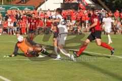 Toto Pokal - Saison 2022/2023 - SpVgg Heßdorf - FC Ingolstadt 04 - Torwart Sebastian Heinlein (Nr.1 - SpVgg Hessdorf) - Röhl Merlin (Nr.34 - FCI) - Foto: Meyer Jürgen