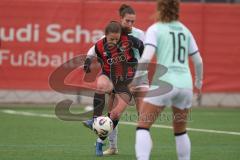 2. Bundesliga Frauen - Saison 2025/26 - FC Ingolstadt 04 Frauen - FFC Turbine Potsdam - Stefanie Reischmann (Nr.24 - FC Ingolstadt Frauen I) - Wohner Annika weiss Potsdam - Foto: Meyer Jürgen