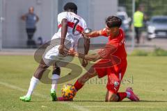 A-Junioren  Bundesliga - FC Ingolstadt 04 - VFB Stuttgart -  Saison 2022/2023- Peric Leon rot FCI - Boyake Benjamin weiss Stuttgart - Foto: Meyer Jürgen