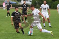 Bezirksliga - Saison 2025/26- TSV Gaimersheim - TSV Rohrbach - Thomas Prawda schwarz Rohrbach - Nico von Swiontek Brzezinski (Nr.17 - TSV Gaimersheim) - Foto: Meyer Jürgen