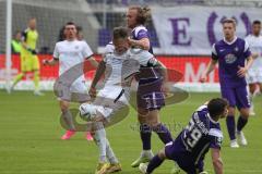 3.Liga - Saison 2022/2023 - Erzgebirge Aue - FC Ingolstadt 04 - Patrick Schmidt (Nr.9 - FCI) -  Burger Korbinian (Nr.5 - Erzgebirge Aue) - - Foto: Meyer Jürgen