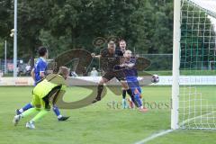 Bezirksliga - Saison 2022/2023 - SV Manching  - SV Lerchenau -Der 1:1 Ausgleichstreffer  - Jubel - durch Meisinger Rainer (Nr.7 - SV Manching) - Angermeier Matthias Torwart Lerchenau - Foto: Meyer Jürgen