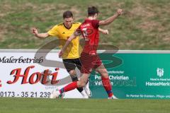 Kreisklasse - Saison 2023/24 -  SV Zuchering - TSV Lichtenau - Boris Manko gelb Lichtenau - Yannick Stibbe rot Zuchering - Foto: Meyer Jürgen