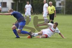 Kreisklasse - Saison 2023/2024 - TSV Großmehring - SV Buxheim - Maximilian Samweber blau Großmehring - Michael Brems weiss Buxheim - Foto: Meyer Jürgen