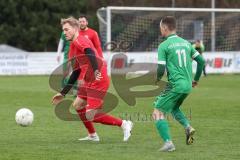 Kreisklasse - Saison 2025/26- TSV Pförring - SV Karlshuld-  - Daniel Finkenzeller rot Pförring - Florian Tarnick grün Karlshuld - Foto: Meyer Jürgen