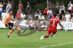 Toto-Pokal; SV Manching - FC Ingolstadt 04; Tor Jubel Treffer Arian Llugiqi (25, FCI) Torwart Thomas Obermeier (SVM