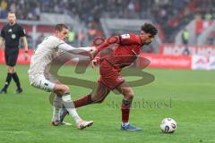 3. Liga; FC Ingolstadt 04 - TSV 1860 München; Zweikampf Kampf um den Ball Ognjen Drakulic (30, FCI) Reinthaler Max (16 TSV)