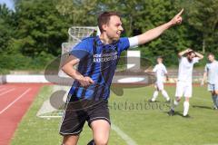 Kreisliga - Saison 2022/2023 - DJK Ingolstadt - SV Sandersdorf - Der 1:2 Führungstreffer durch Michael Detling blau Sandersdorf - jubel - Foto: Meyer Jürgen