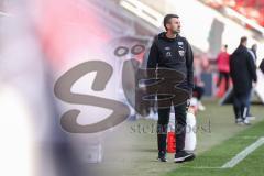 3. Liga; FC Ingolstadt 04 - FC Viktoria Köln; ärgert sich Schiedsrichter Stress Cheftrainer Michael Köllner (FCI)
