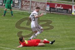 Kreisliga - Saison 2024/25- TSV Kösching - TSV Hohenwart - Leon Sedlmair weiss Hohenwart - Valentin Hafner weiss Hohenwart - Foto: Meyer Jürgen